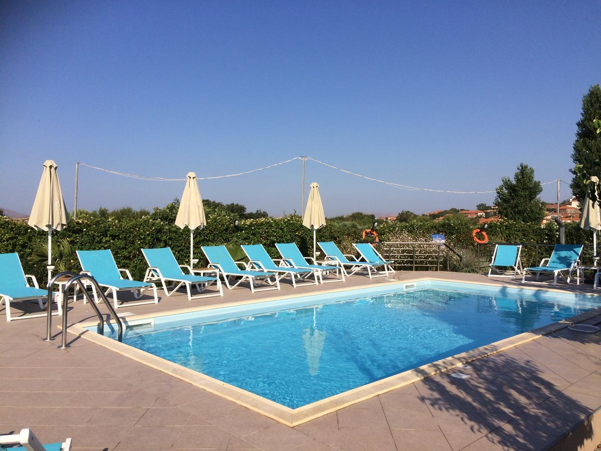 Caviro Apartment Moudhros Luaran gambar