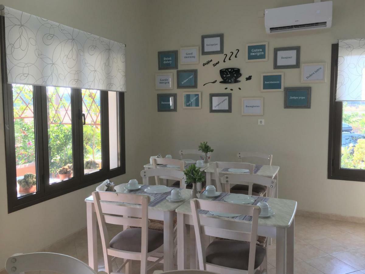 Caviro Apartment Moudhros Luaran gambar